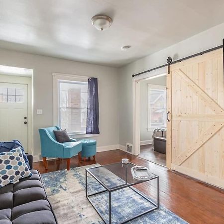 Newly Remodeled Apt, South Hills Old Brooklyn Area 클리블랜드 외부 사진