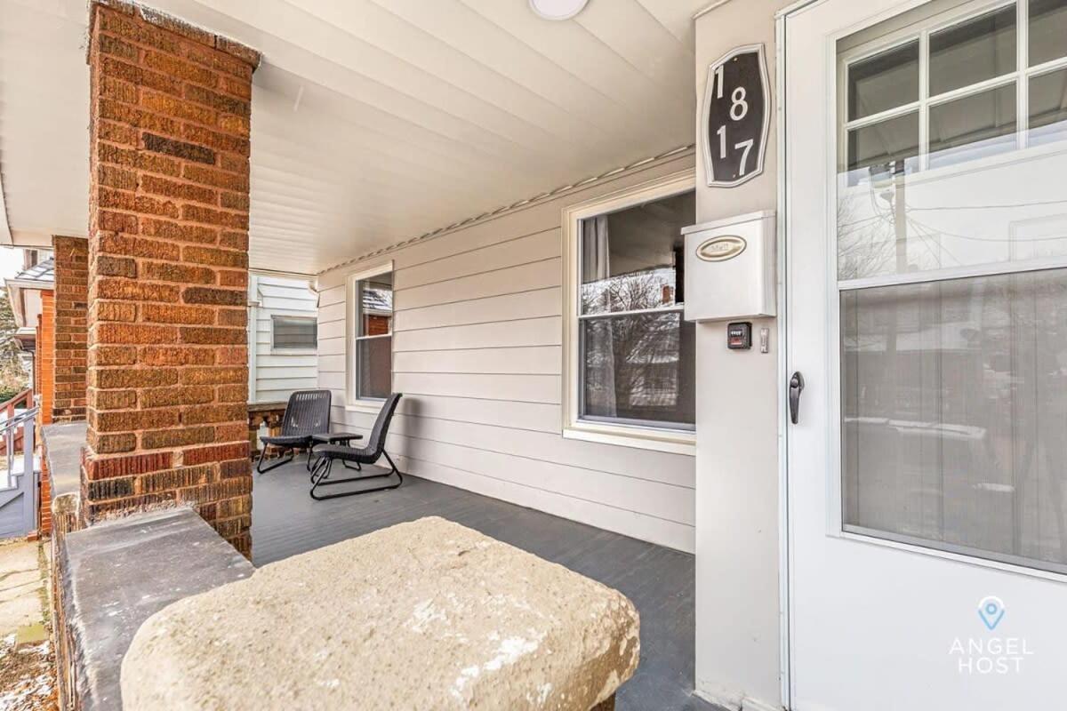 Newly Remodeled Apt, South Hills Old Brooklyn Area 클리블랜드 외부 사진